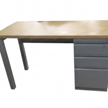 Ref005 - Desk 001